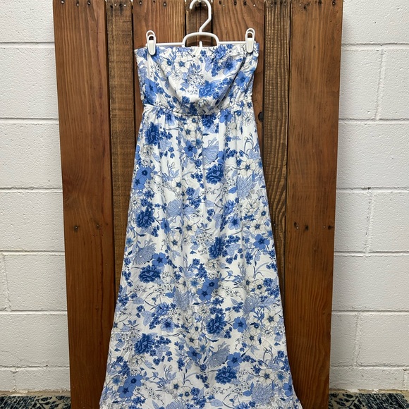 Old Navy size small floral maxi dress - Picture 3 of 9